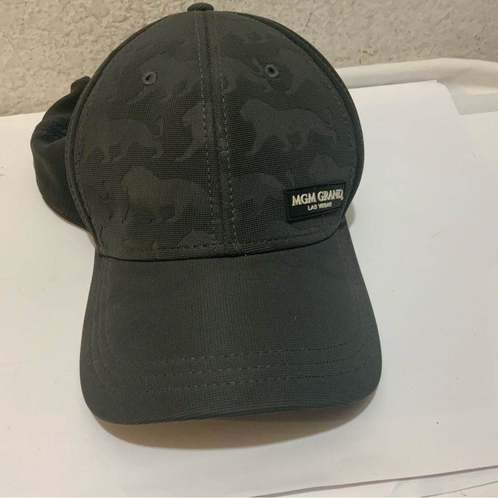 MGM GRAND HOTEL LAS VEGAS GRAY ONE SIZE ADJ HAT/BASEBALL CAP